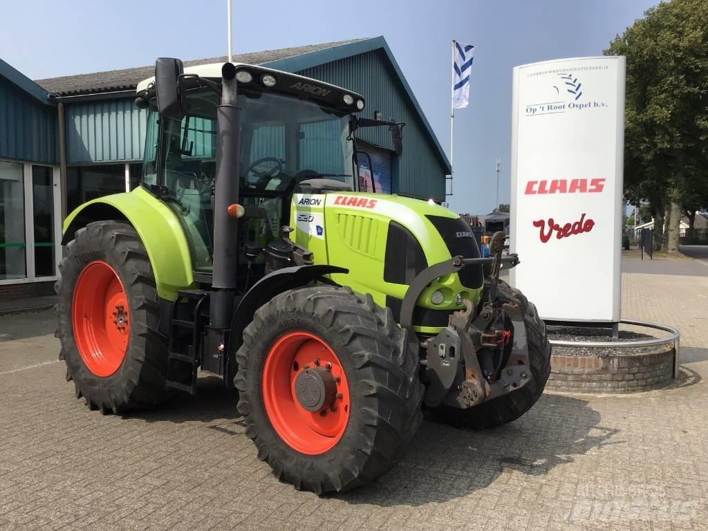 CLAAS Arion 520 CIS 트랙터