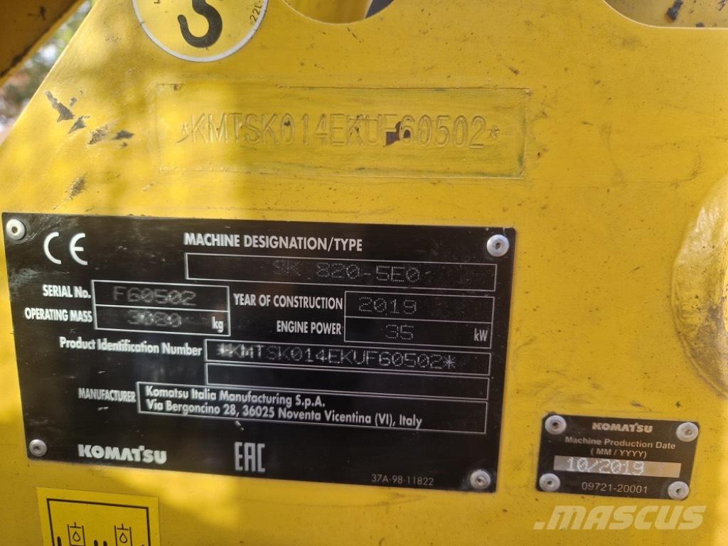 Komatsu SK 820-5  스키드로더