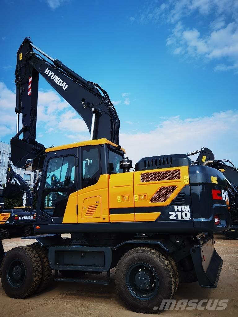 Hyundai 210W-9  휠 굴삭기