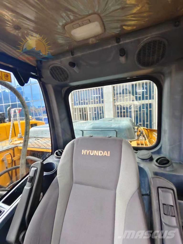 Hyundai r210w-9  휠 굴삭기