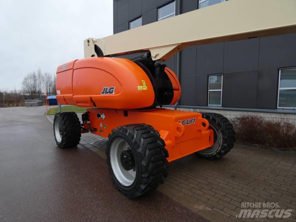 JLG 860 SJ Bomlift 관절형 전동이동 리프트