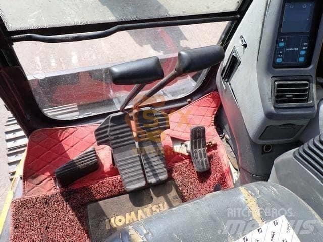 Komatsu PC 78 US 중형굴삭기 7톤-28톤
