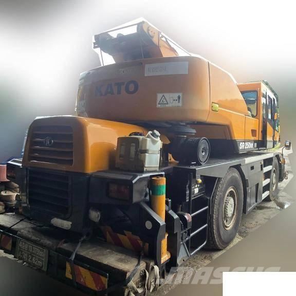 Kato KR 25 H V-3 R/T 크레인