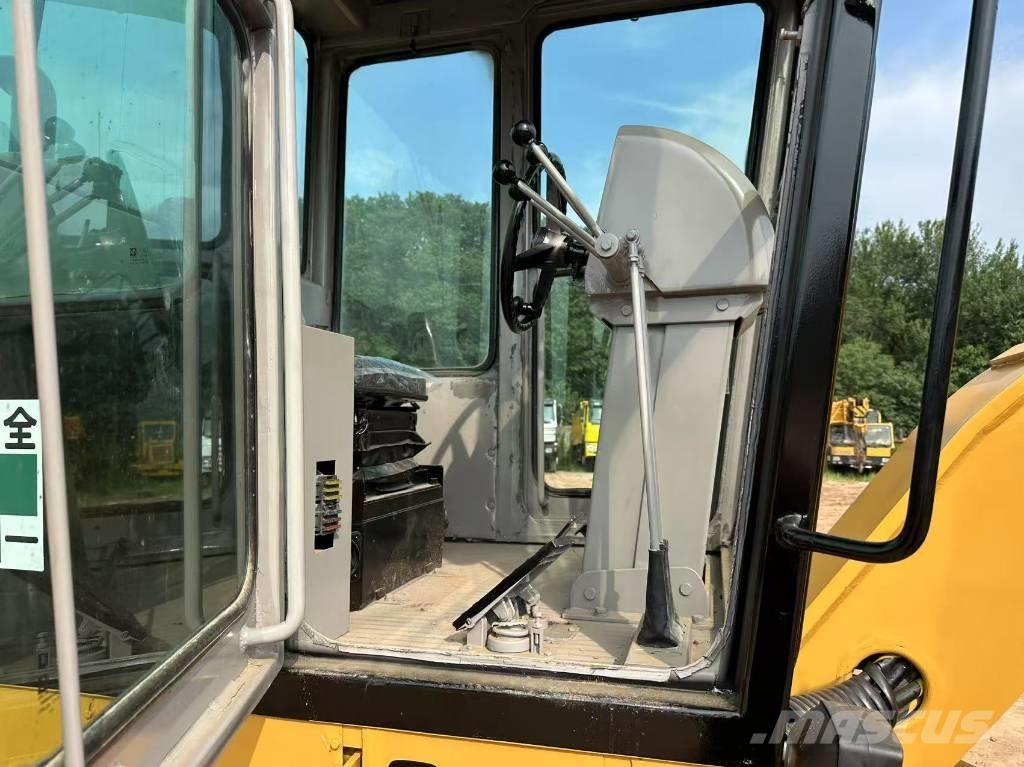 CAT 140K 그레이더