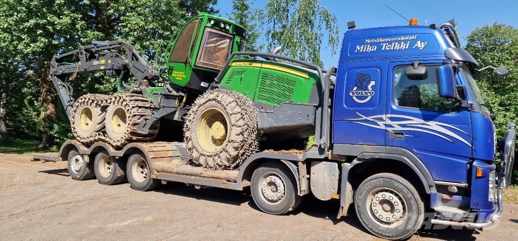 Volvo FM 13 산림 기계 운반 트럭