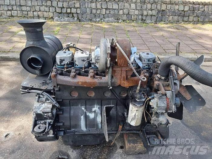  Engines 6T-590 운송 장비 - 기타
