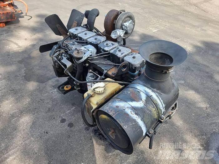  Engines 6T-590 운송 장비 - 기타