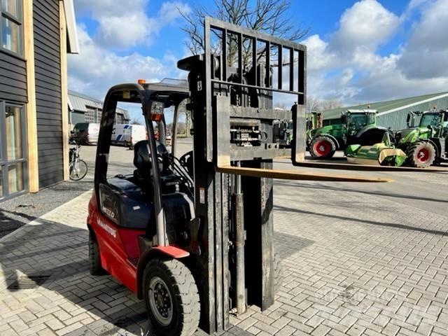 Manitou MI25D 디젤 지게차