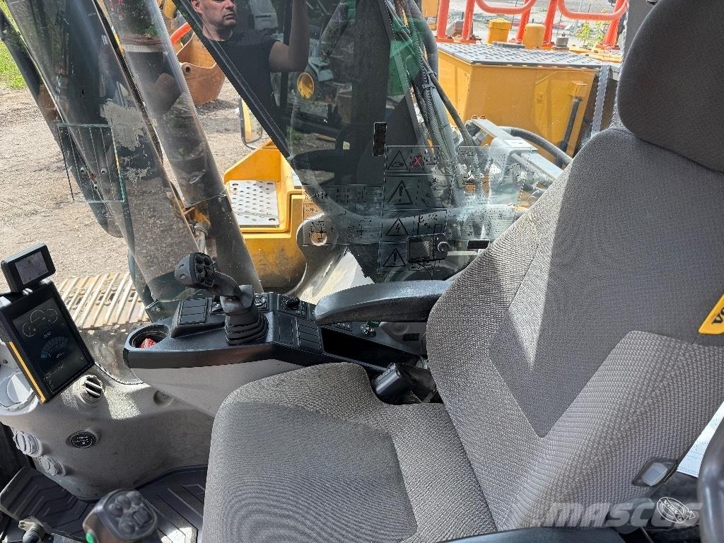 Volvo EC 250 E 대형 굴삭기 29톤 이상