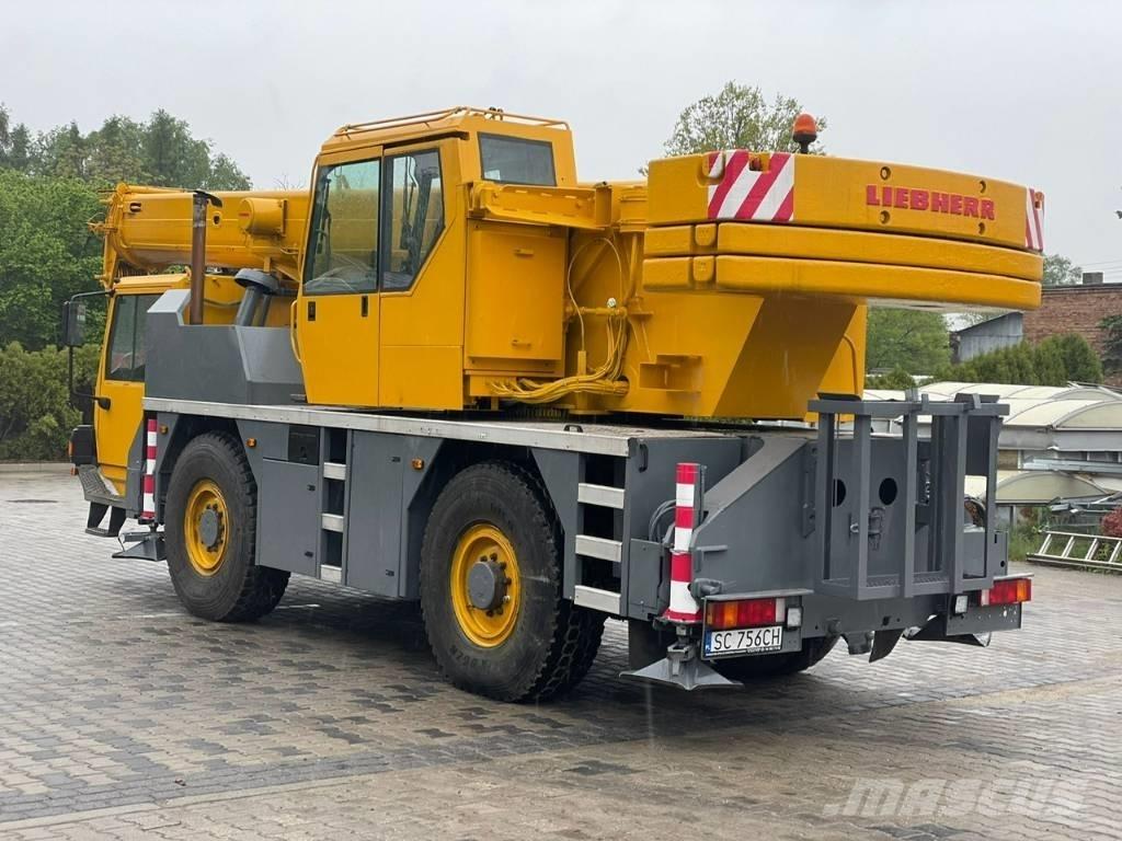 Liebherr LTM 1030/2 A/T 크레인