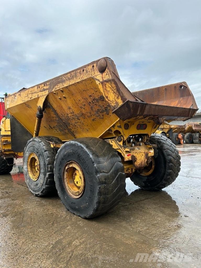 Bell B 40 D 연결식 홀러