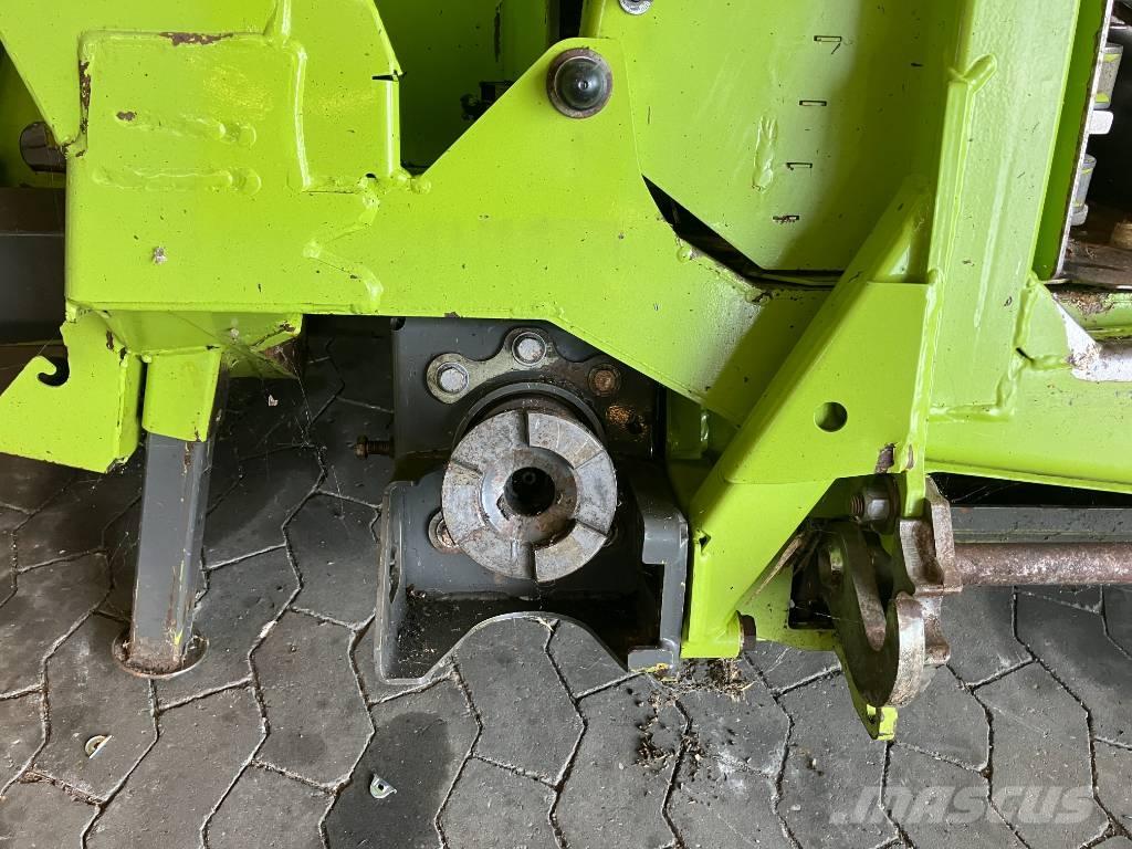 CLAAS Orbis 750 자동 초지기계