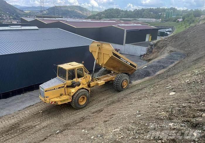 Volvo A25BM 건설현장 덤프트럭