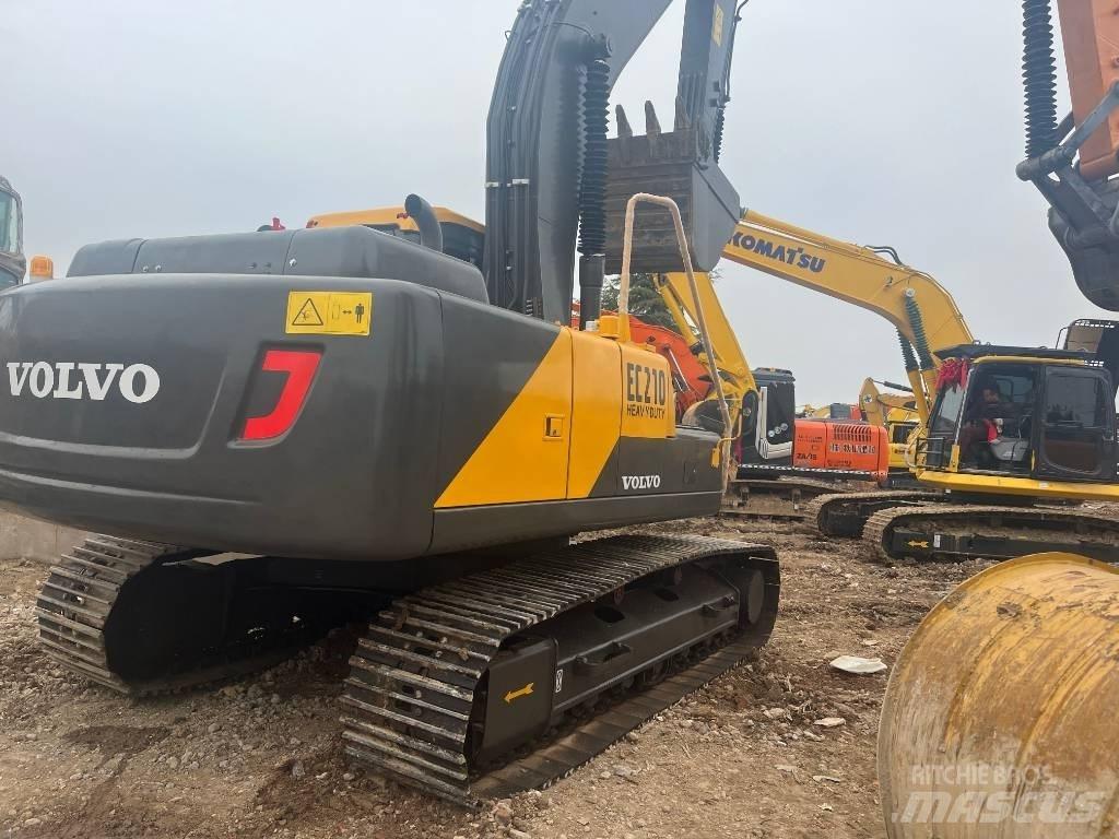 Volvo EC 210 LC 대형 굴삭기 29톤 이상