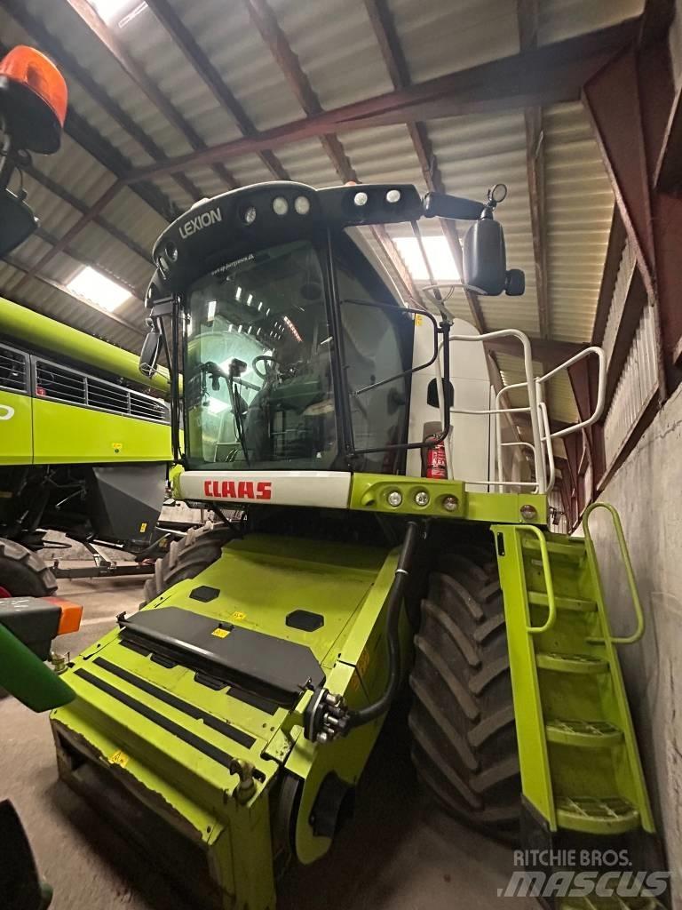 CLAAS Lexion 670 콤바인 수확기