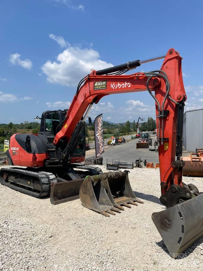 Kubota KX 080-4 중형굴삭기 7톤-28톤