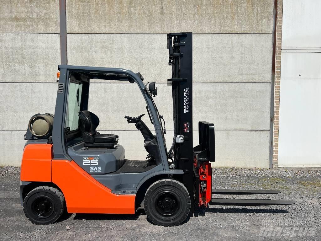 Toyota 02-8FGF25 LPG 지게차