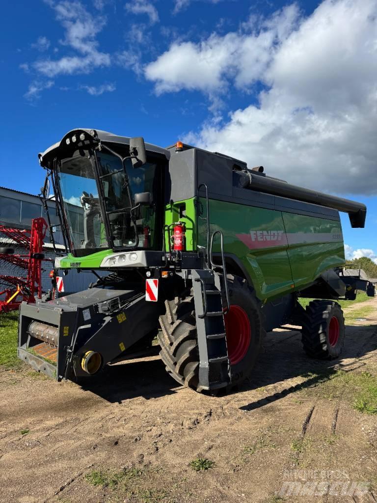 Fendt 5255 L 콤바인 수확기