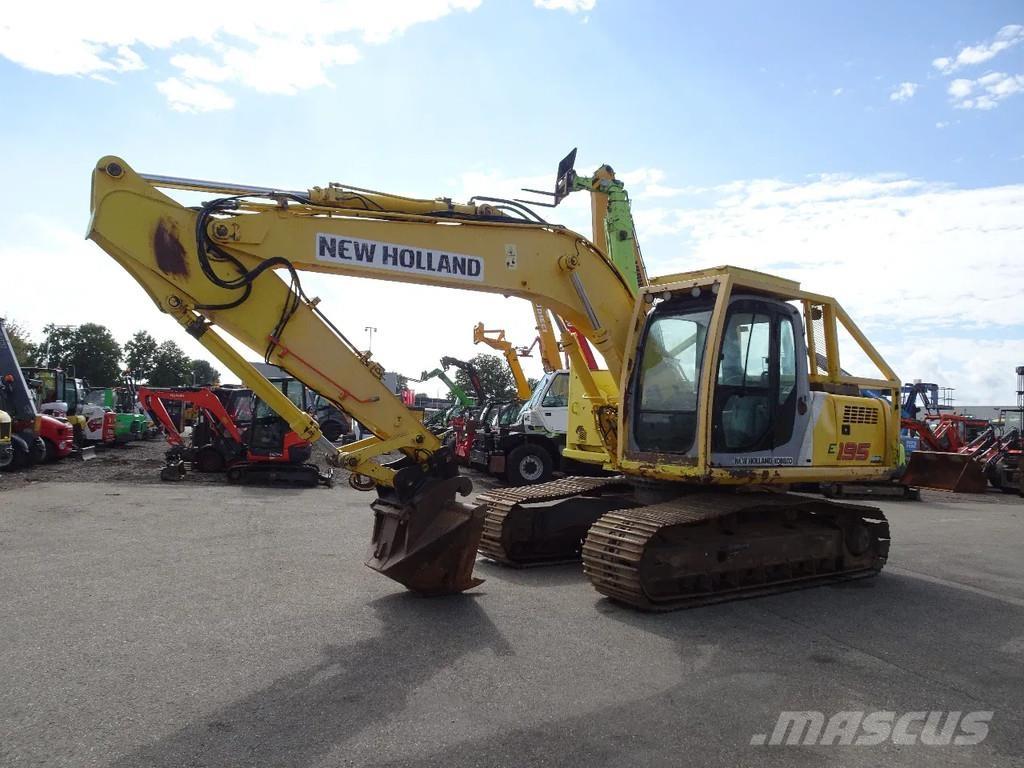 New Holland E195 대형 굴삭기 29톤 이상