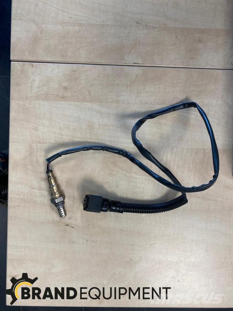 CAT - c4.4    421-7786 일렉트로닉스