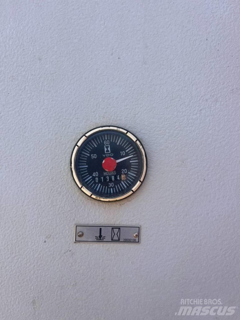 Sandvik DX800 도로 굴착기