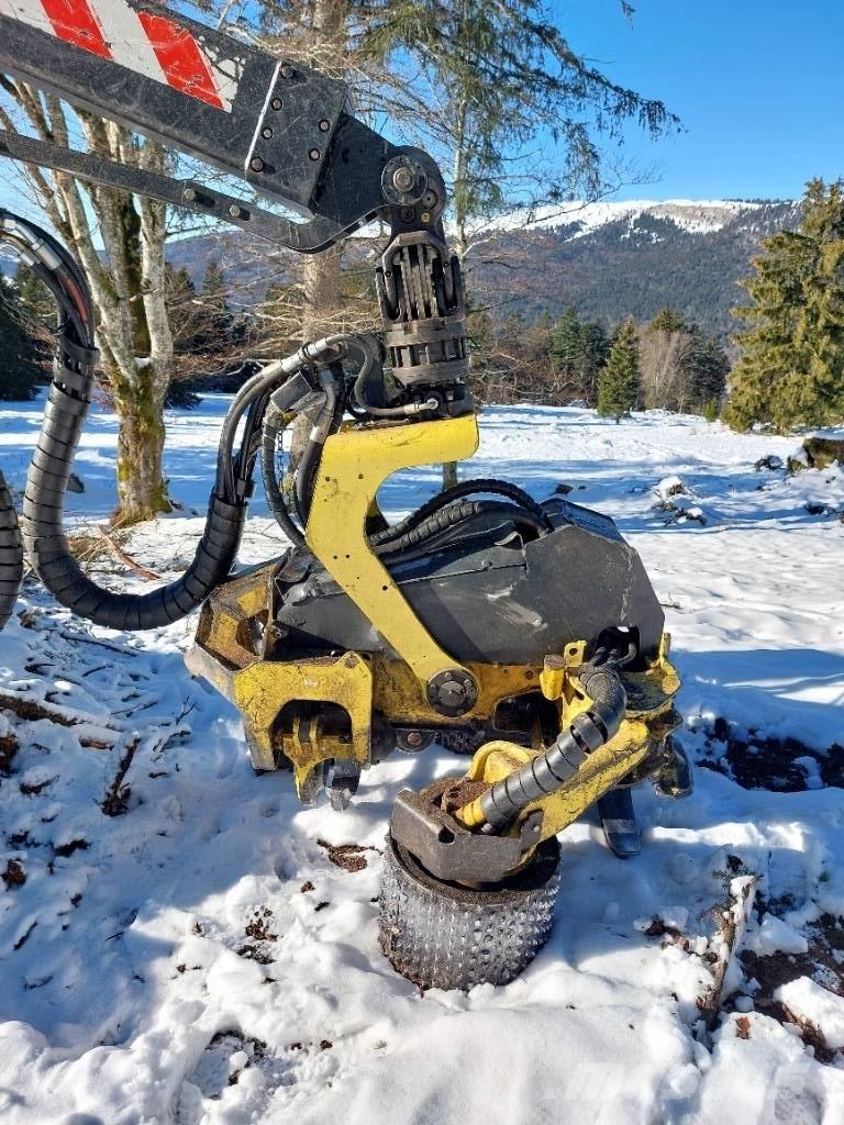 John Deere 1270 D 원목 하베스터