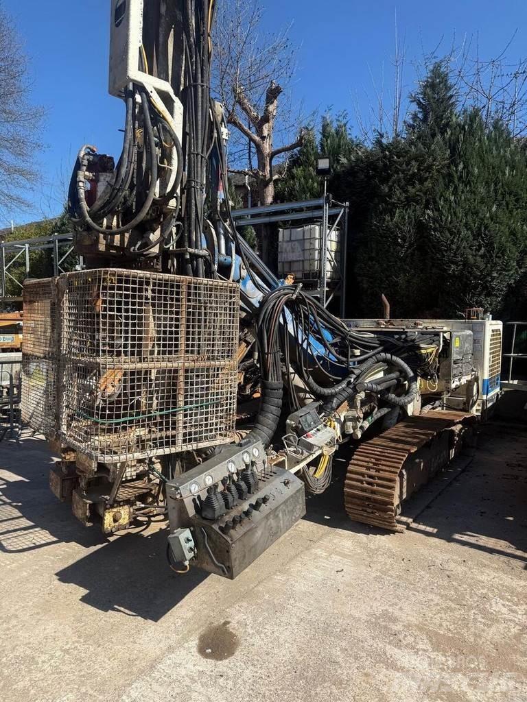 Soilmec SM 401 앵커 드릴 장치
