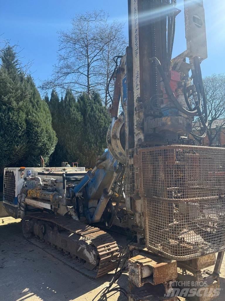 Soilmec SM 401 앵커 드릴 장치