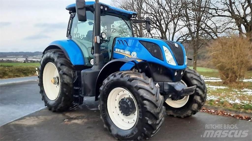 New Holland T7.260 트랙터