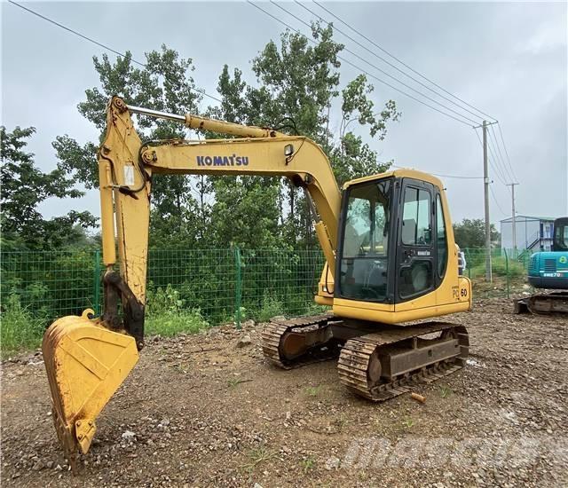 Komatsu PC 60 대형 굴삭기 29톤 이상