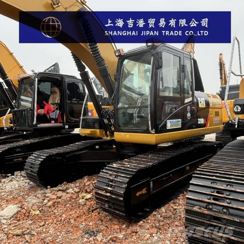CAT 320 D 대형 굴삭기 29톤 이상