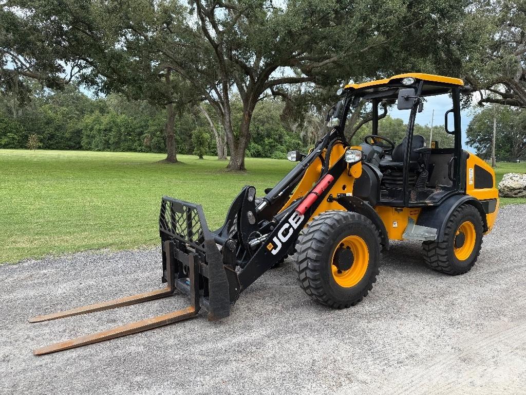 JCB 407  휠로우더