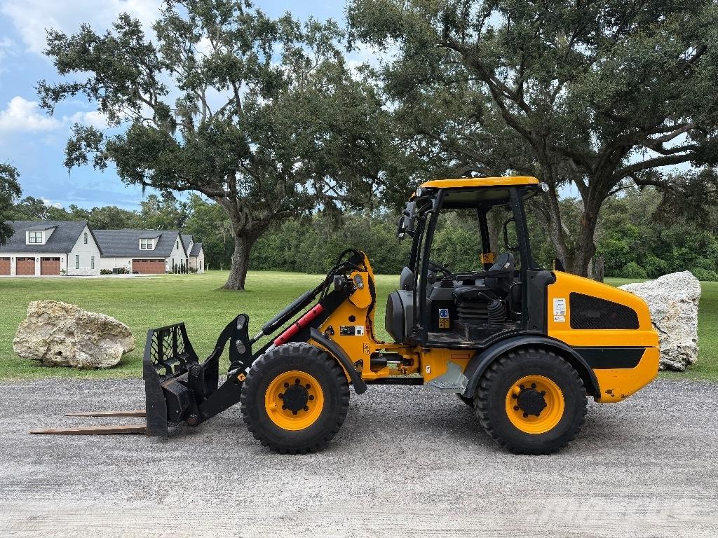 JCB 407  휠로우더