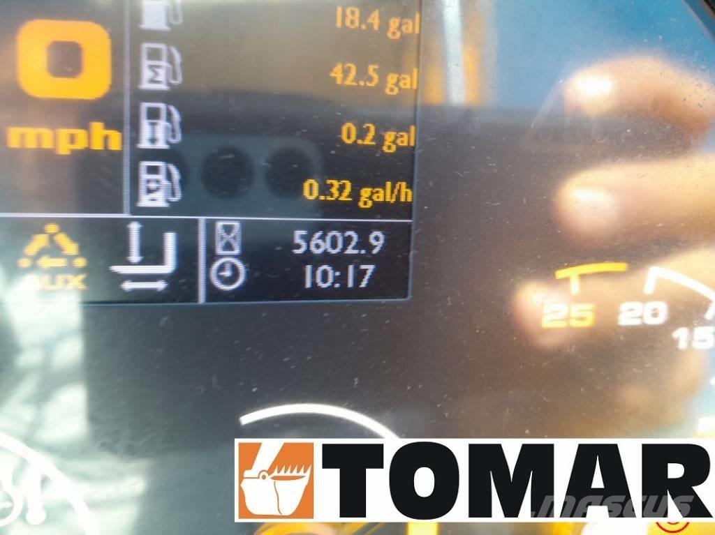 JCB 540-140 텔러 핸들러