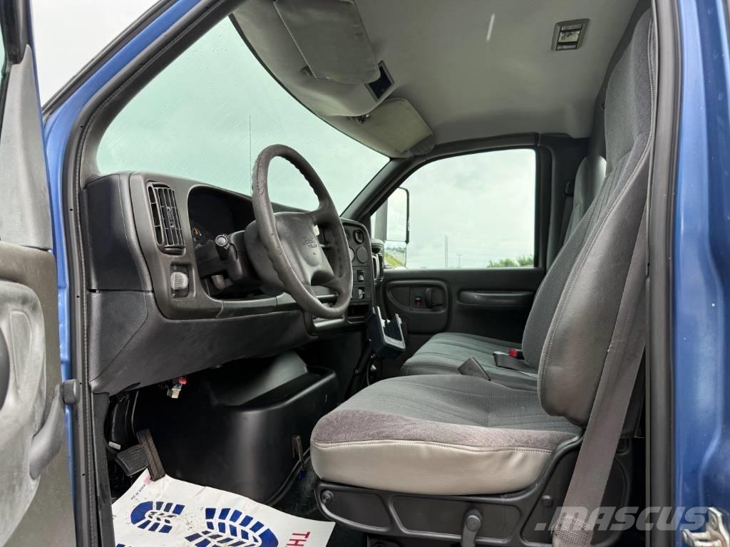 GMC C7500 탱커 트럭