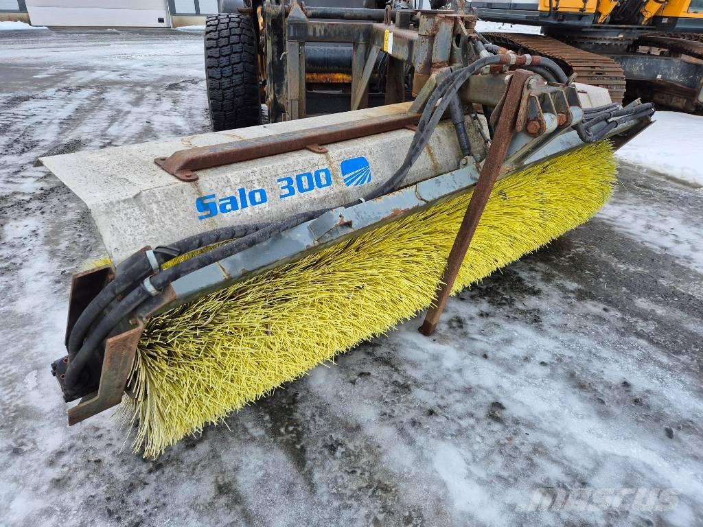 Salo 300 Avoharja 브러쉬