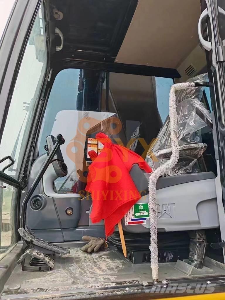 CAT 330D 대형 굴삭기 29톤 이상