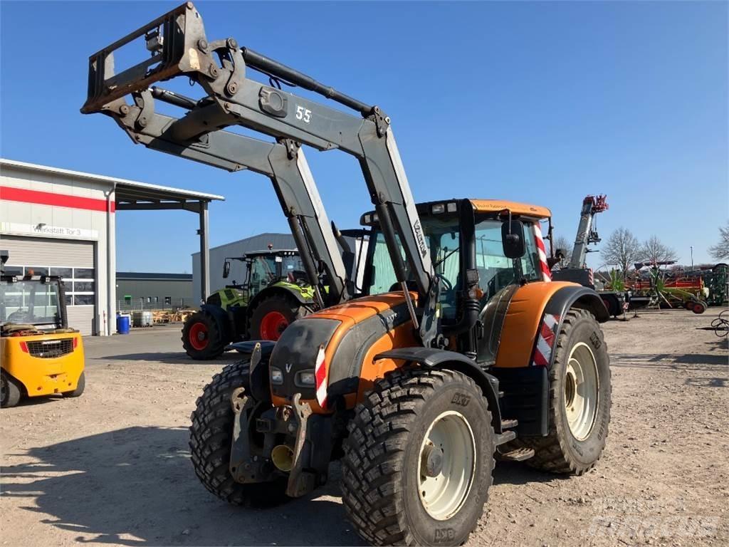 Valtra N122 Direct 트랙터