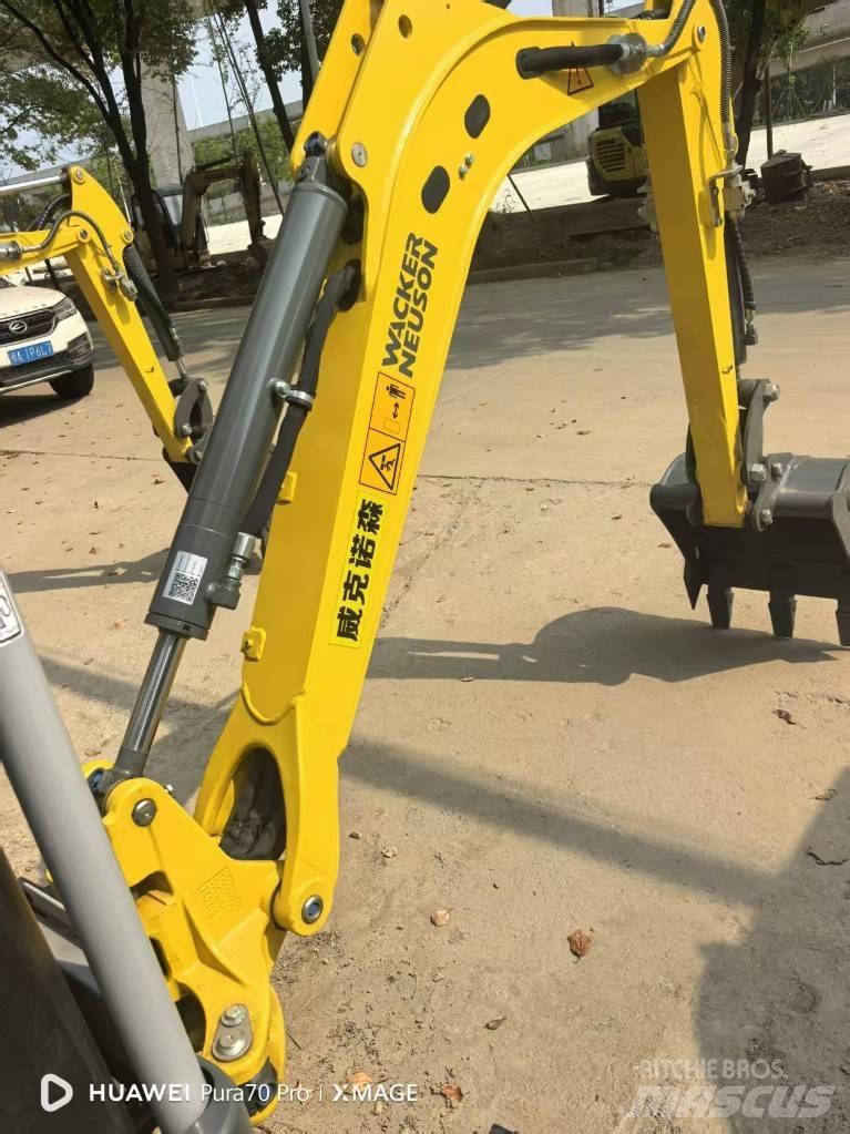 Wacker Neuson EZ 20 대형 굴삭기 29톤 이상