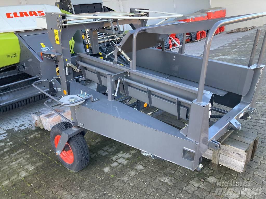 CLAAS 4000 각형 곤포기