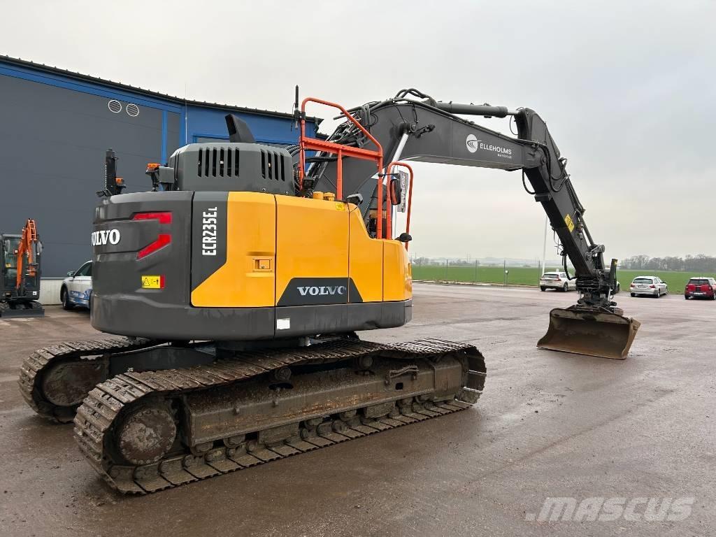 Volvo ECR 235 E 대형 굴삭기 29톤 이상