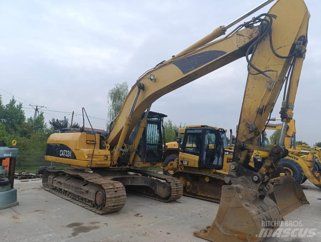 CAT 324 D 대형 굴삭기 29톤 이상