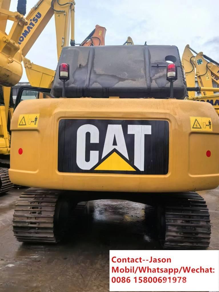 CAT 320 D 대형 굴삭기 29톤 이상