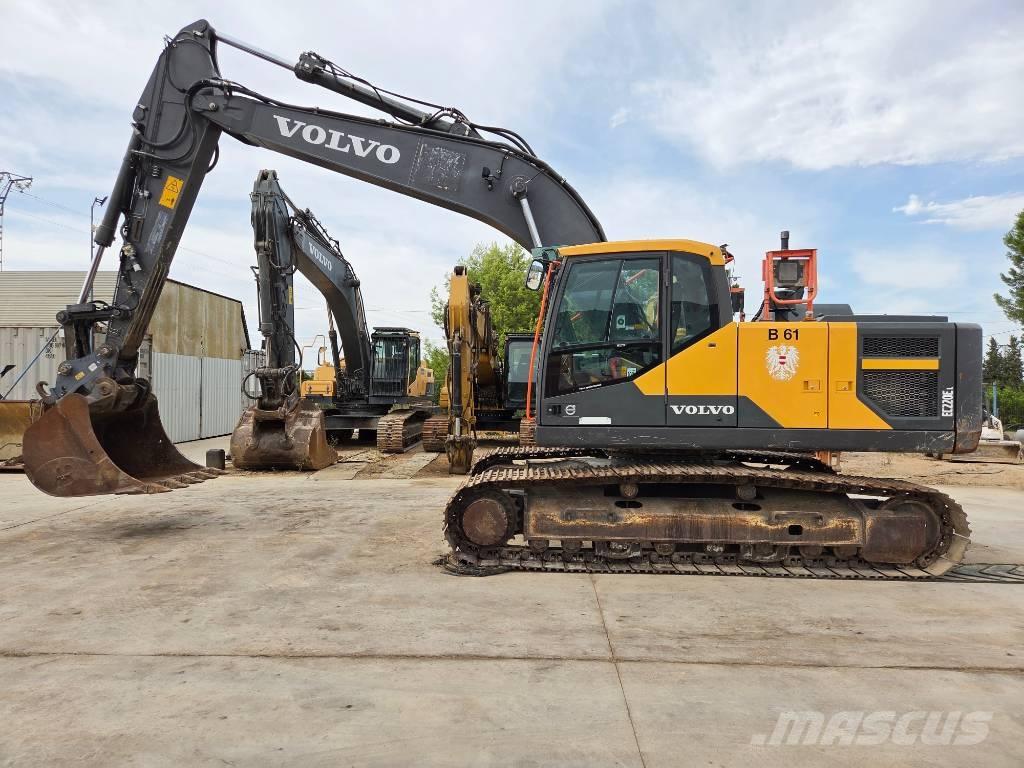 Volvo EC 220 E 대형 굴삭기 29톤 이상