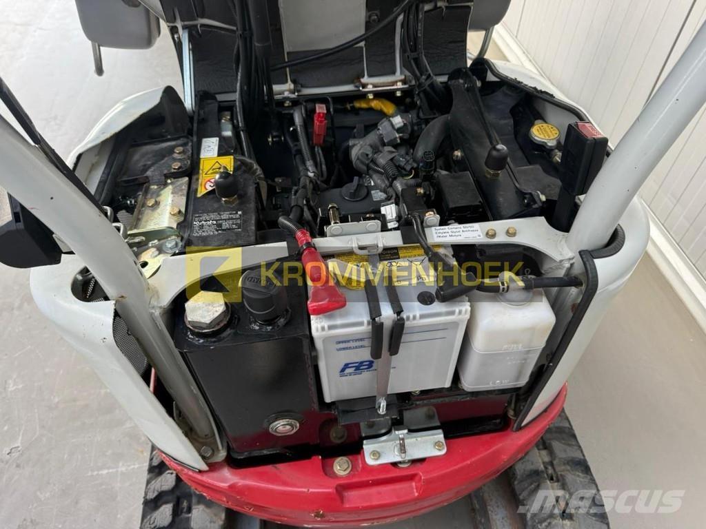 Takeuchi TB 210 R 소형 굴삭기 7톤 미만