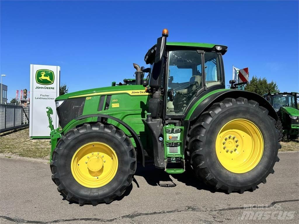 John Deere 6R 250 트랙터