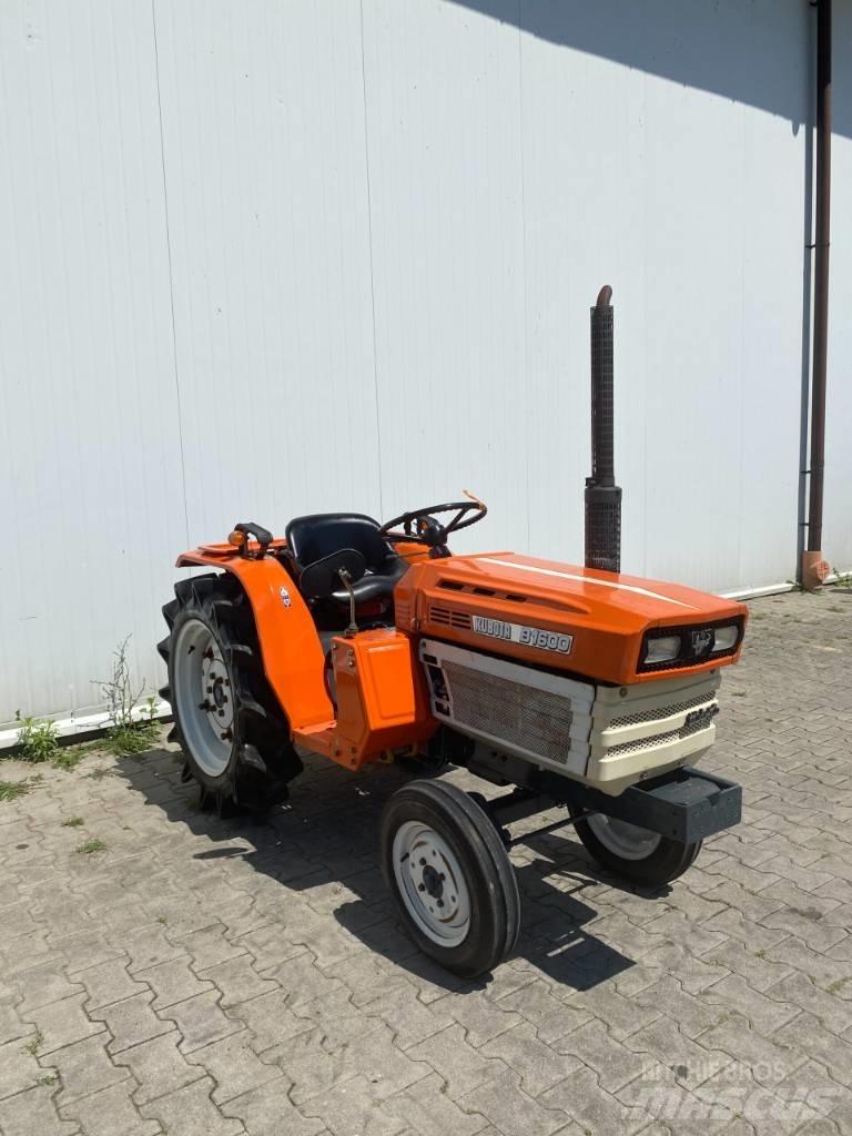Kubota B 1600 소형 트랙터