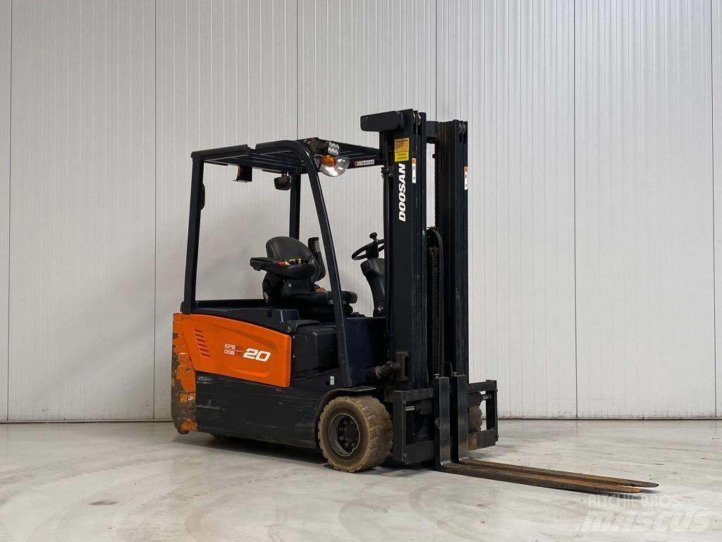 Doosan B20TL-7 전동 지게차