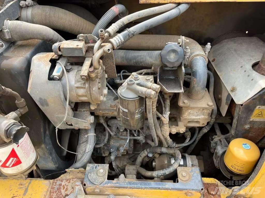 Komatsu PC70-8加长臂 대형 굴삭기 29톤 이상