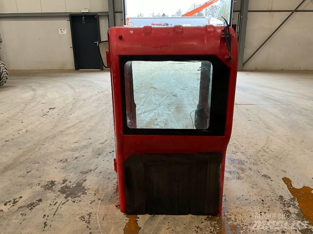 Bobcat E 80 캐빈 및 인테리어
